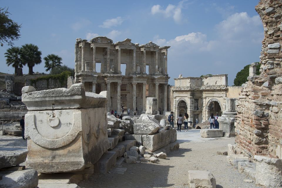 Half-Day Private Ephesus Tour: Ancient City and Terrace Houses
